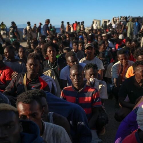 Marruecos y España blindan la frontera de Ceuta ante el llamamiento de un nuevo salto para mañana