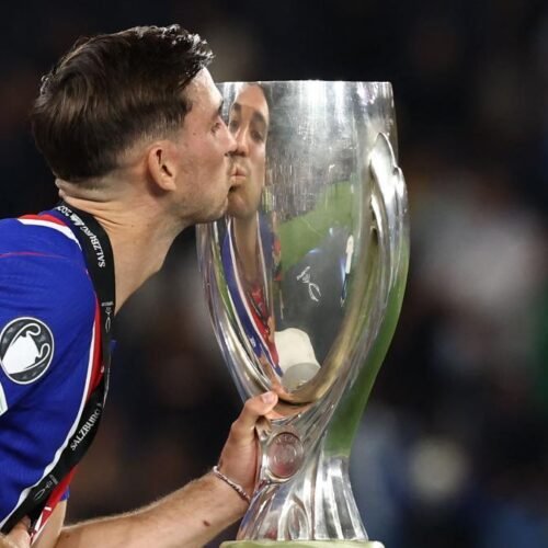 Fabián Ruiz rompe con los lujos del PSG: el sorprendente precio del coche con el que va a entrenar