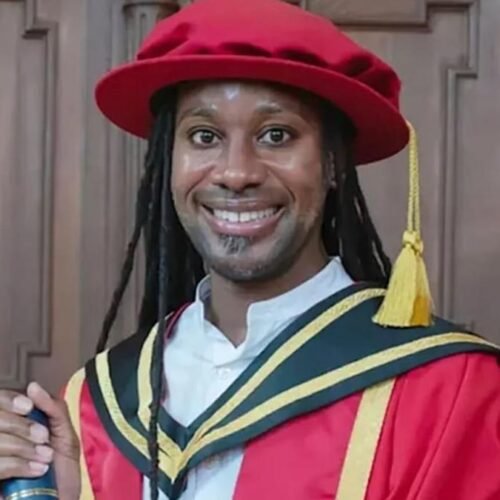 Hallado muerto el exprofesor de Cambridge acusado de plagio en un contexto de racismo