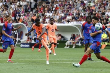 El Barça se da un festín en Basilea con una lluvia de goles y en pleno cásting del nueve