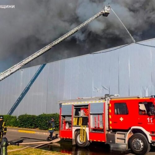Al menos 19 muertos y más de 130 heridos en un ataque ruso contra un centro comercial en Kriví Rih, la ciudad natal de Zelenski
