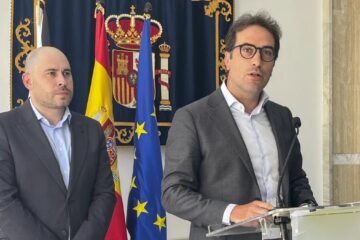 El Gobierno constituirá un mando único dirigido por el ministro Torres para gestionar la crisis de Ceuta