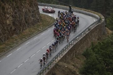 El granizo y una tormenta obligan a cancelar la tercera etapa de la Vuelta