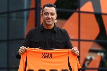 Xavi en su presentación como seleccionador de Países Bajos: “He aprendido de mi etapa en el Barça”