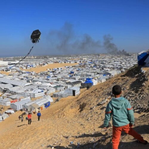 Cometas bajo sospecha: el juguete infantil que se lleva el viento desde Gaza enoja a Israel