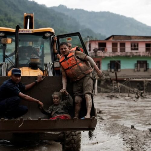 El derrumbe de un glaciar podría haber provocado la mortífera crecida repentina en Nepal