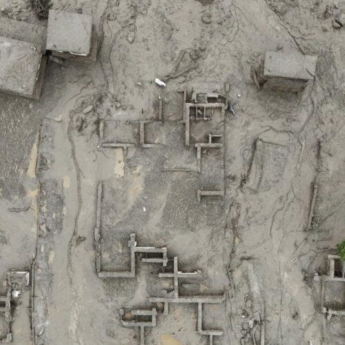 La brutal riada provoca casi 400 muertos y 1.400 desaparecidos en Nepal y Tíbet