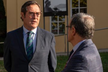 Los empresarios planean recurrir en los tribunales el decreto de Díaz que endurece el periodo de prueba en los contratos