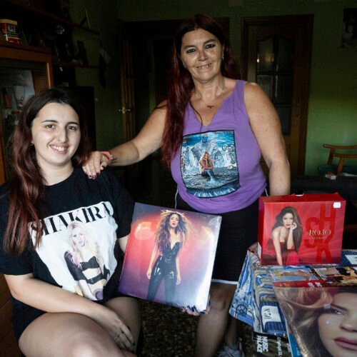 La «manada» de fans de Shakira se prepara para caminar con la loba en Madrid: «La escucho cada día desde hace 20 años»