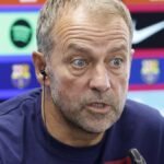 Flick confirma la capitanía: “He elegido a Raphinha y Pedri; a Eric, De Jong y Lamine los votó el equipo”