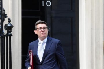 Andy Burnham culpa al Brexit del lento crecimiento económico de la última década