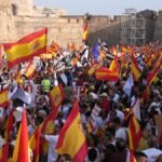 Miles de ceutíes salen a las calles para exigir soluciones: “El mejor acto de humanidad es agilizar los retornos”