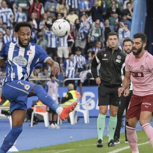 El deportivista Aubameyang será intervenido por sus molestias de menisco