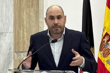 La jueza Tardón reclama la causa contra el delegado del Gobierno en Ceuta