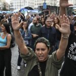 Detenidos tres manifestantes de la concentración contra la acampada al intentar alcanzar Sol