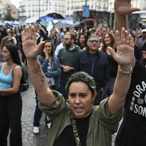 Detenidos tres manifestantes de la concentración contra la acampada al intentar alcanzar Sol