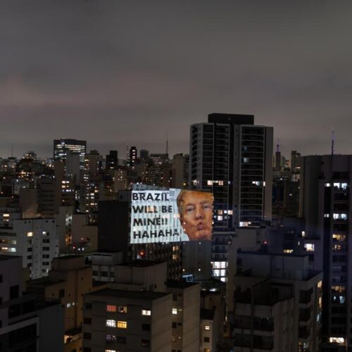 Lula y Flavio Bolsonaro disputarán una segunda vuelta reñida y vigilada desde Washington
