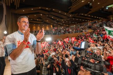 Sánchez alinea a Feijóo y Abascal con Trump, Milei y Le Pen en “el club de los tijeretazos”
