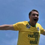 Una ‘ley de tataranietos’ reformada permitió a Flávio Bolsonaro obtener el pasaporte italiano